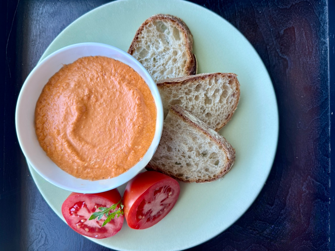 This Pan Con Tomate-Inspired Toast Is Your New Go-To Snack