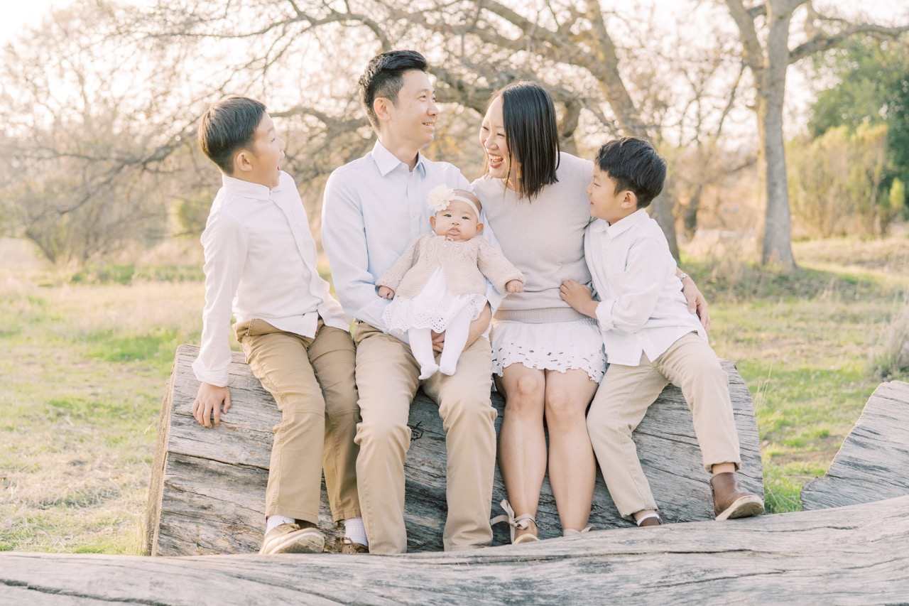 marly augusts family photo by bespoke photography